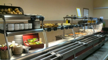 Продается столовая в офисном здании